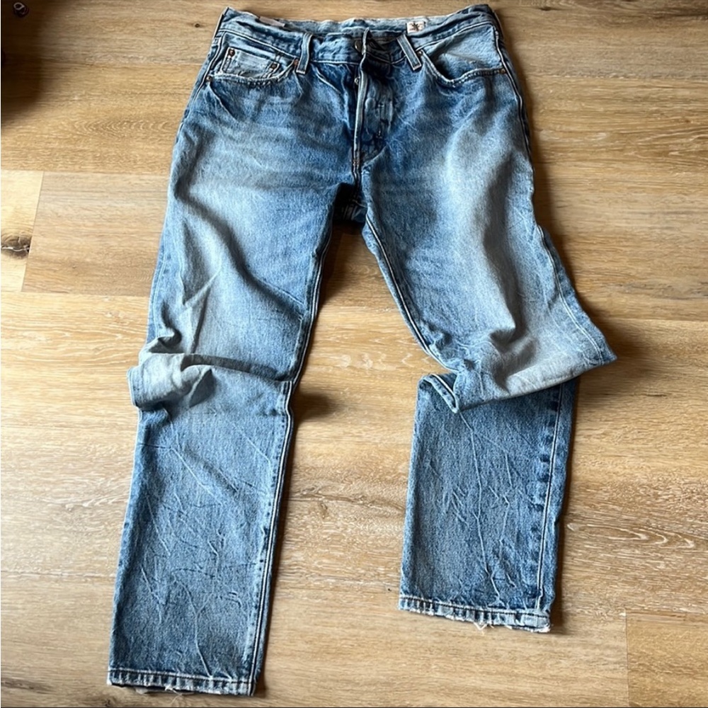 Levi’s white oak blue wash denim 501 jeans
